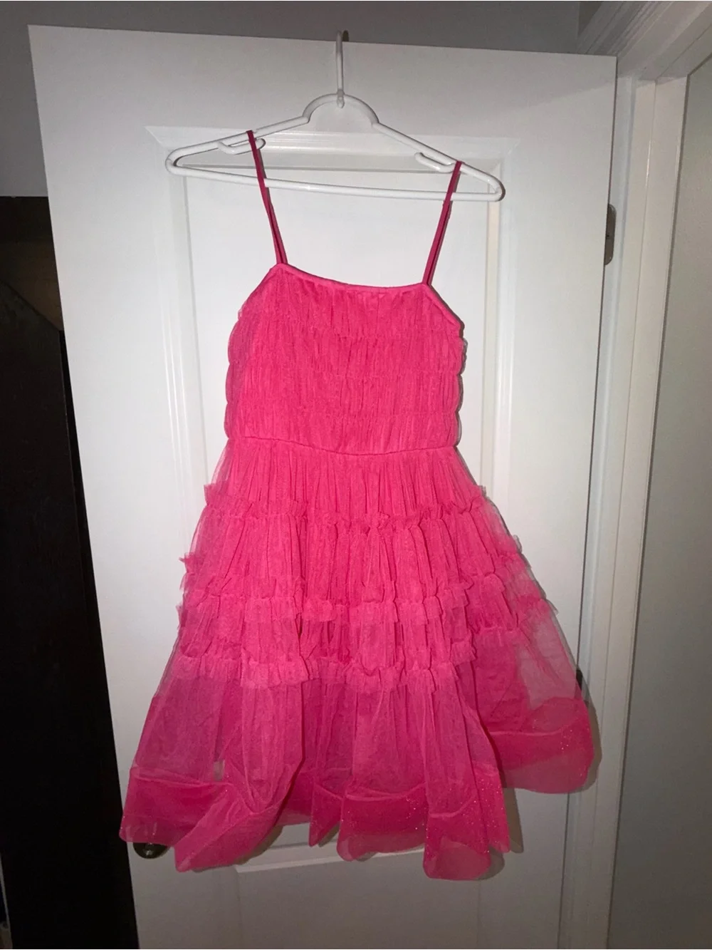 Women’s Rose velvet hot pink Mini Dress with Layered Ruffle Skirt. Size L. EUC